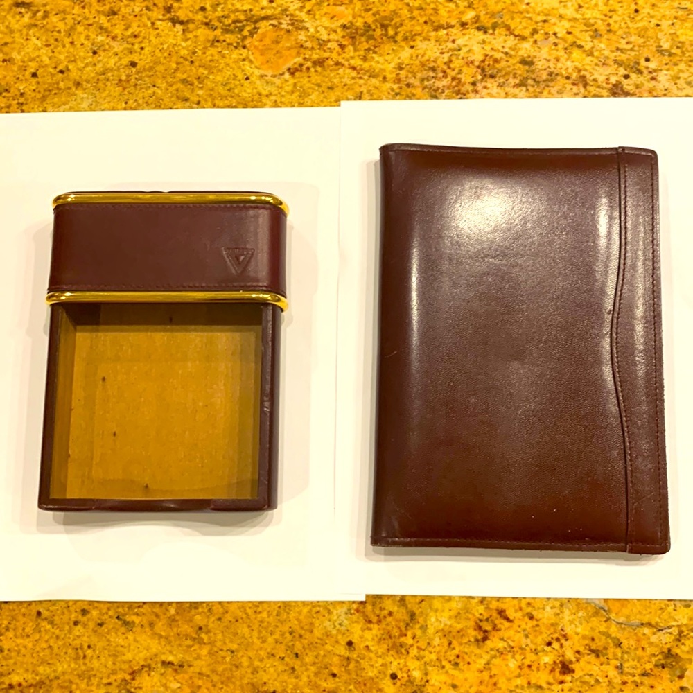 VANTAGE LEATHER OFFICE SET - PORTFOLIO/PAPER HOLDER - BURGUNDY WITH BRASS TRIM